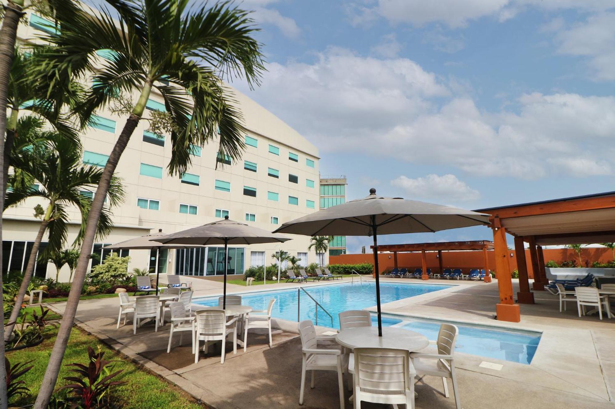 Holiday Inn Express Manzanillo By Ihg Ngoại thất bức ảnh