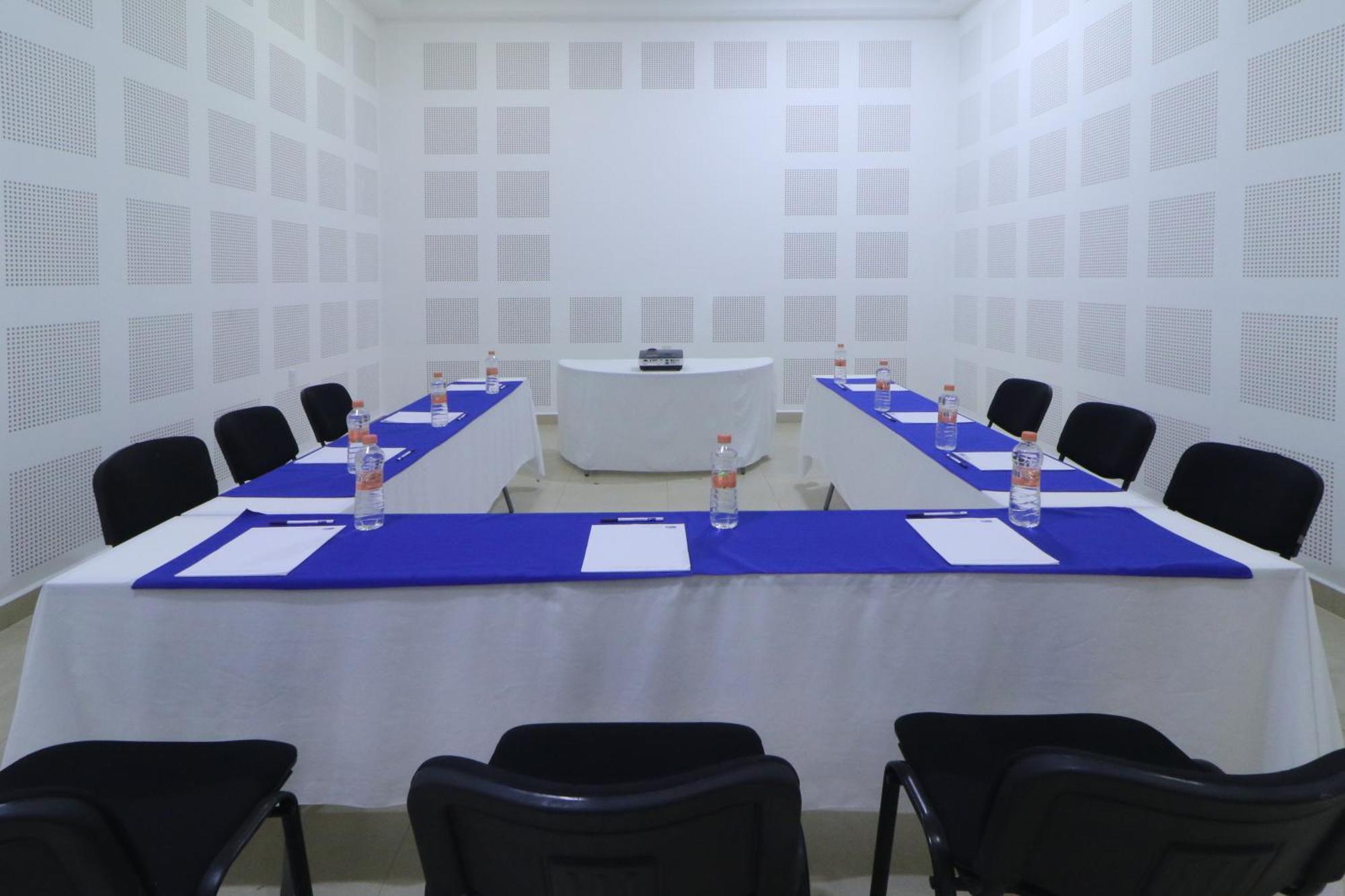 Holiday Inn Express Manzanillo By Ihg Ngoại thất bức ảnh