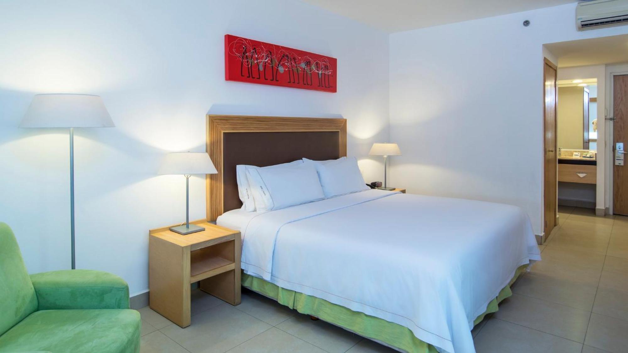 Holiday Inn Express Manzanillo By Ihg Ngoại thất bức ảnh