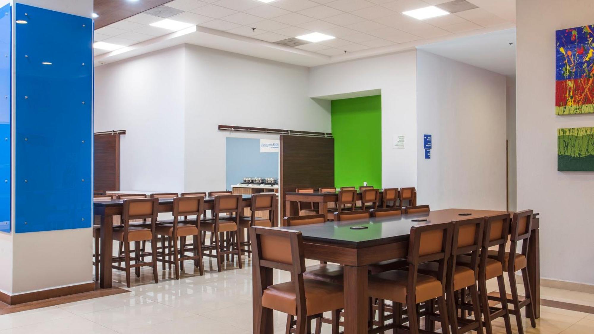 Holiday Inn Express Manzanillo By Ihg Ngoại thất bức ảnh