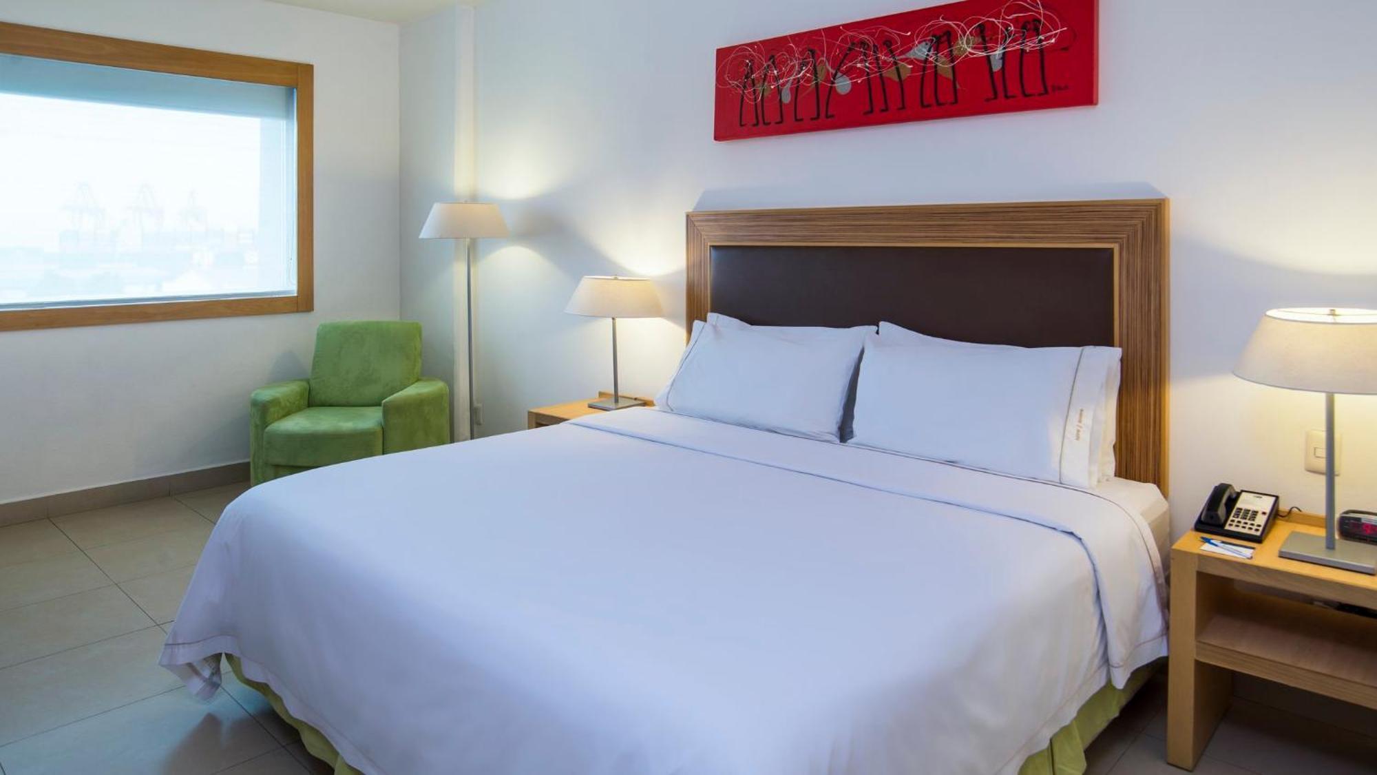 Holiday Inn Express Manzanillo By Ihg Ngoại thất bức ảnh